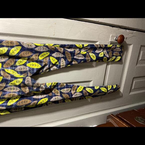 LulaRoe Vibrant Leaf Print Leggings TC - Picture 8 of 9